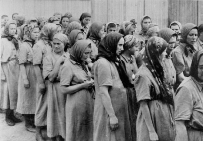 Гизелла Перл подвиг акушерки из Освенцима