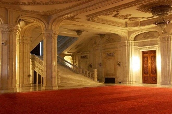 7 чудес света Дворец парламента в Румынии
