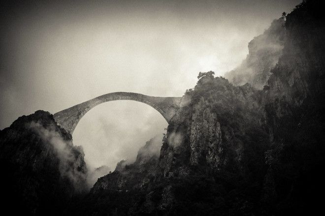 15 удивительных мостов в которых застыли природа и время