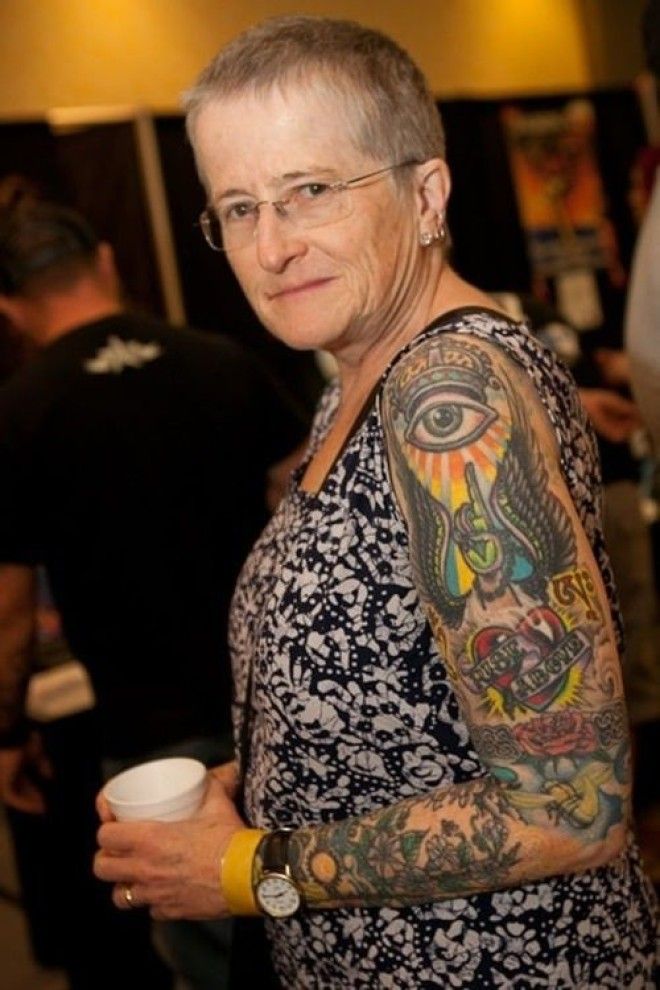 Хотите узнать как будут выглядеть ваши татуировки в старости