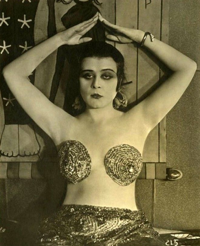 Теда Бара актриса популярная в 19151919 гг
