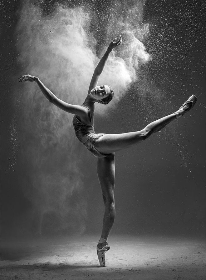Цена аплодисментов: 45 фотографий о силе и грации артистов балета