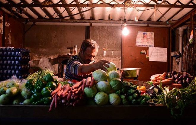Продавец овощей Повар в мире люди профессия студент