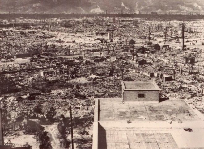 Как выглядела Хиросима после сброса бомбы и сейчас