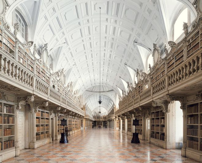 Завораживающие интерьеры библиотек