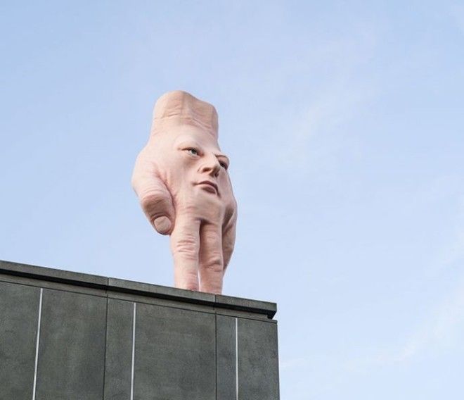 SB10 самых безумных памятников со всего мира вызывающие один вопрос