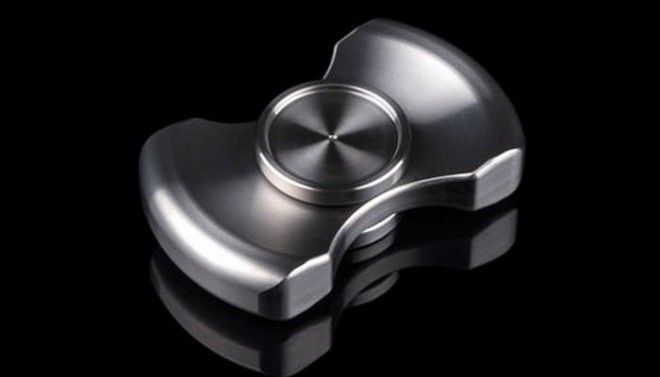 Спиннер «Superconductor Stubby Spinner and Cigar Stand».