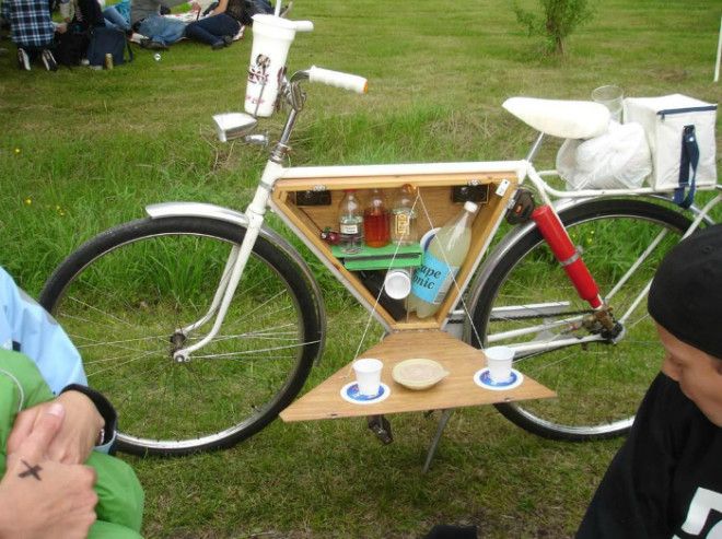 Велосипед со встроенным минибаром