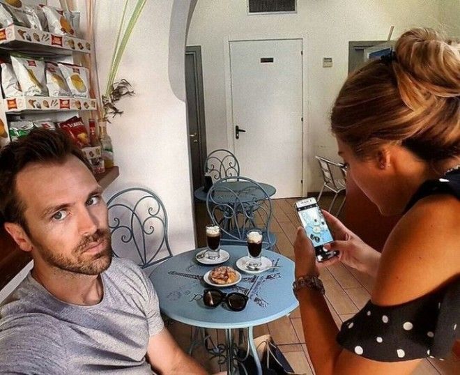 SКак выглядит жизнь с женойбогиней Instagram глазами мужа