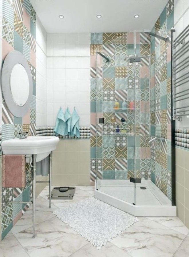 Классический средиземноморский стиль в компактной современной ванной комнате