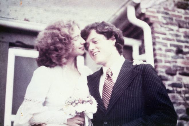 B20 редких фото юной и молодой Хиллари Клинтон