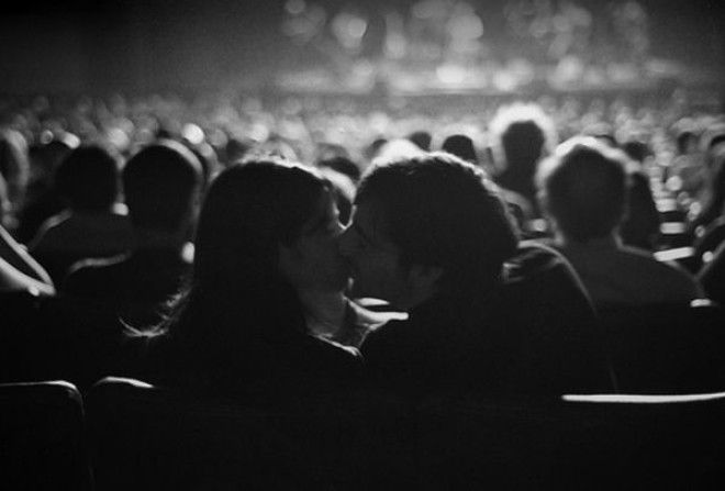 SНе садитесь на места для поцелуев 11 закулисных тайн кинотеатров