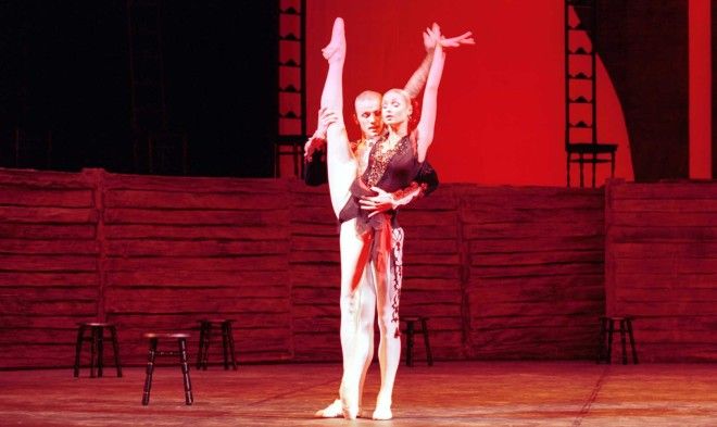 S15 фото о том как тяжело приходится танцорам балета Волочковой
