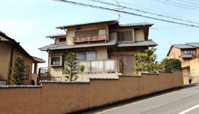 Японское правительство запустило программу по которой раздает жилье бесплатно либо продает за символическую плату