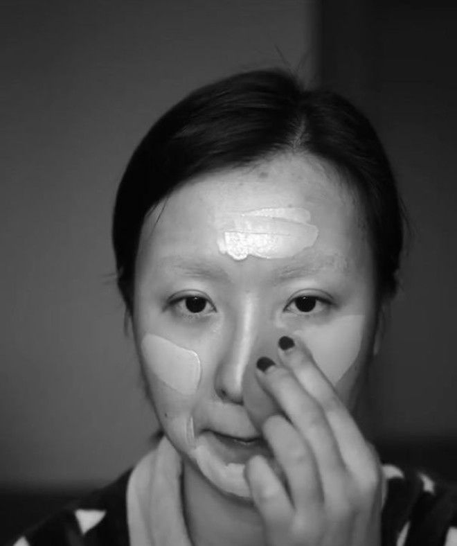 Как китаянка превратилась в Джонни Деппа за 10 шагов с помощью макияжа