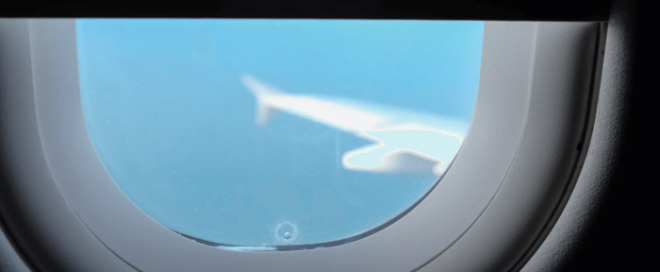 На самом деле окна самолета не герметичны Фото theunknownbutnothiddencom