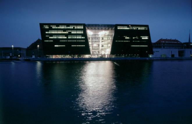 Новое здание Королевской библиотеки Дании поражает воображение! 