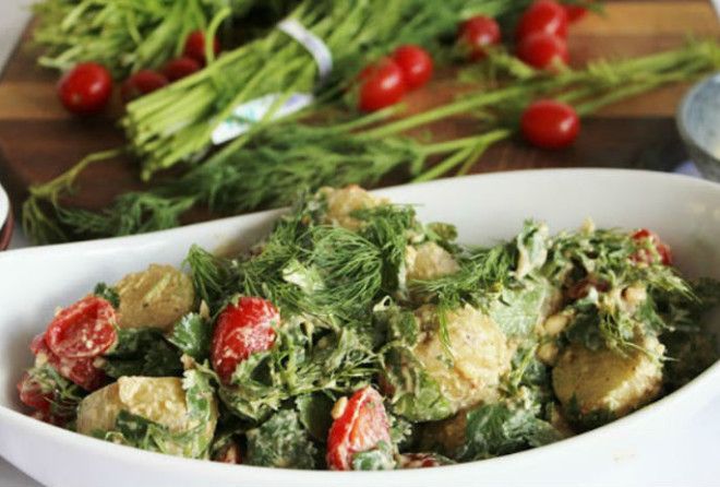12 вкуснейших салатов, которые стоит сделать этим летом.